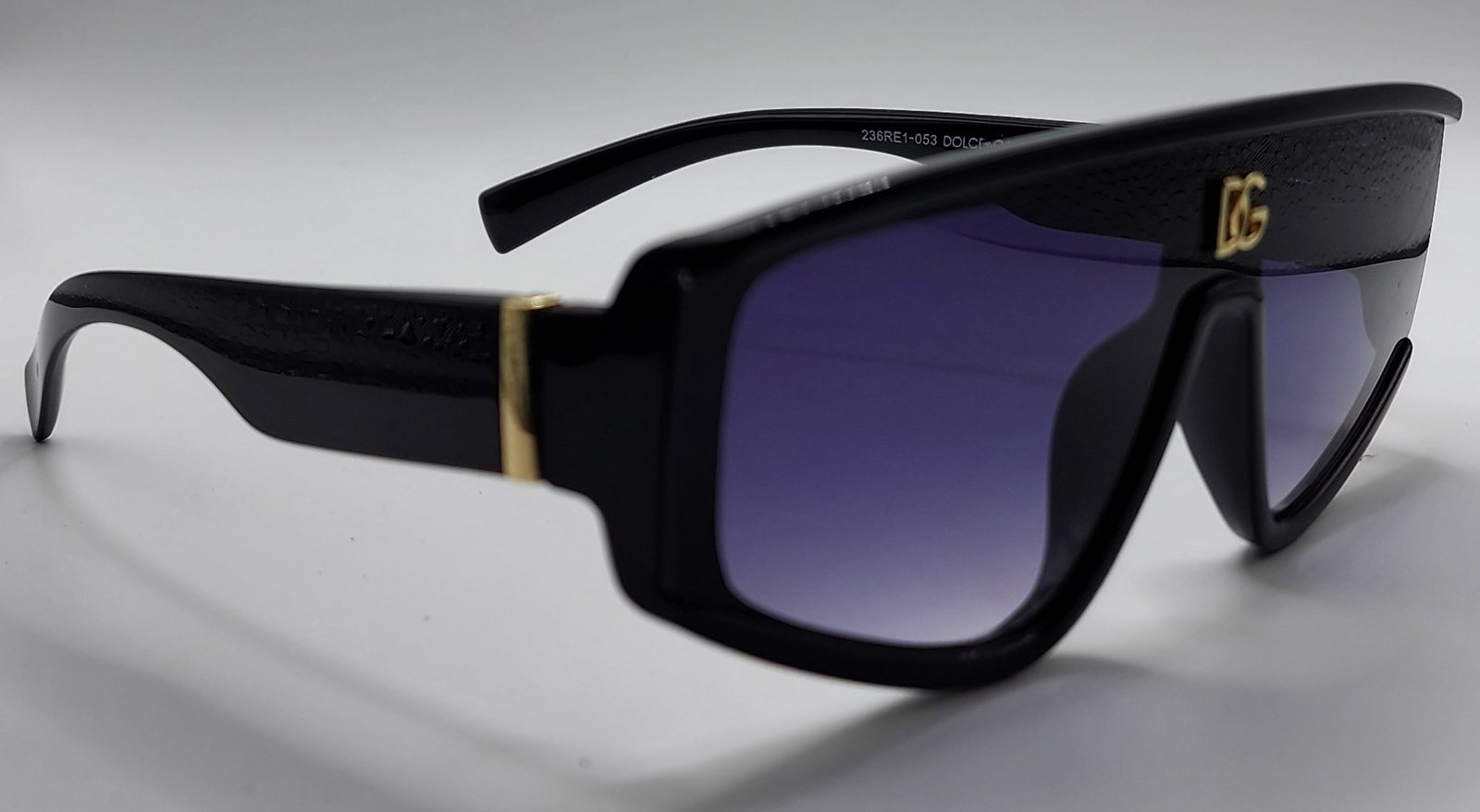 Oversized Geometric Shield Sunglasses