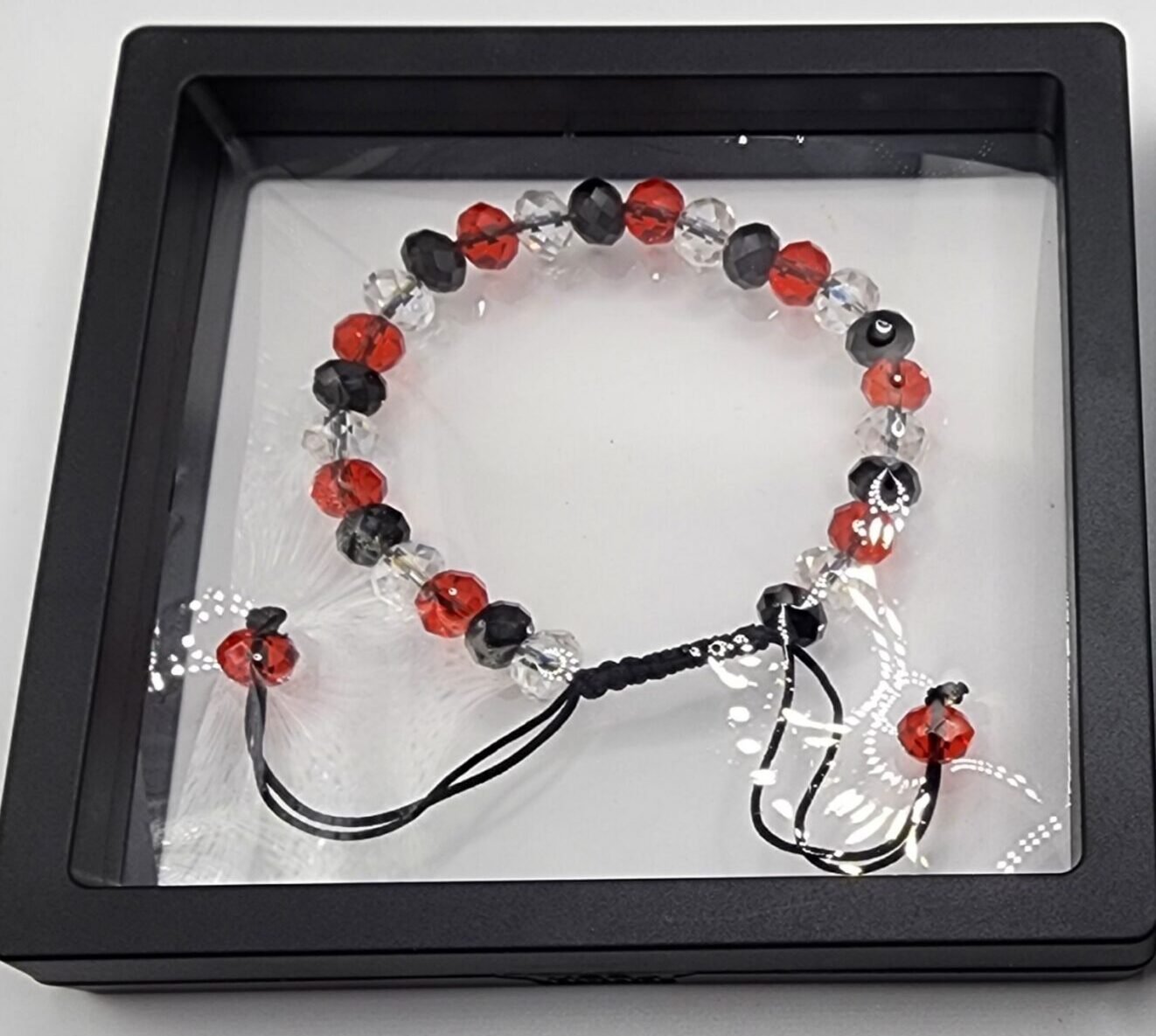 Trinidad & Tobago Pull String Crystal Hand band